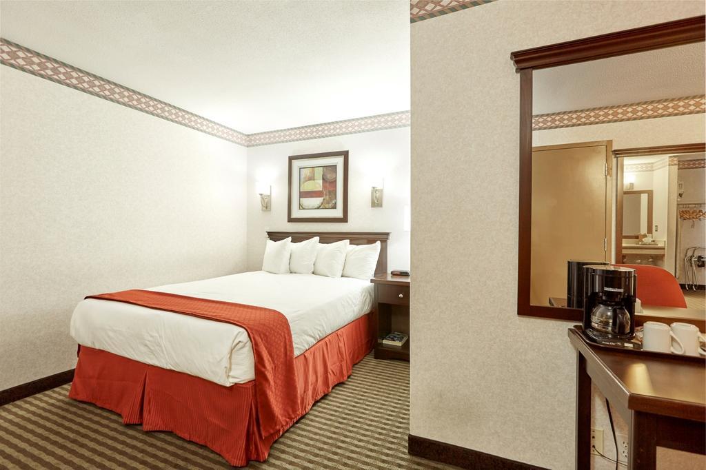 รามาดา บาย วินด์แฮม แอ็บบอตส์ฟอร์ด Hotel อับบอทส์ฟอร์ด ห้อง รูปภาพ