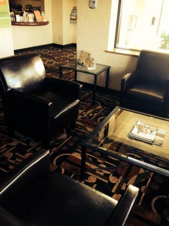 รามาดา บาย วินด์แฮม แอ็บบอตส์ฟอร์ด Hotel อับบอทส์ฟอร์ด ภายนอก รูปภาพ