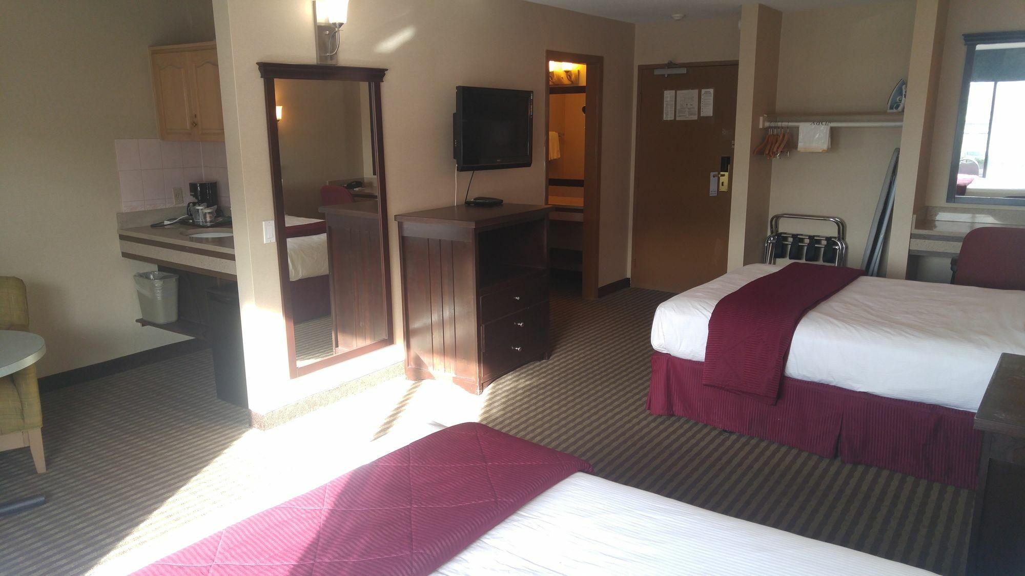 รามาดา บาย วินด์แฮม แอ็บบอตส์ฟอร์ด Hotel อับบอทส์ฟอร์ด ภายนอก รูปภาพ