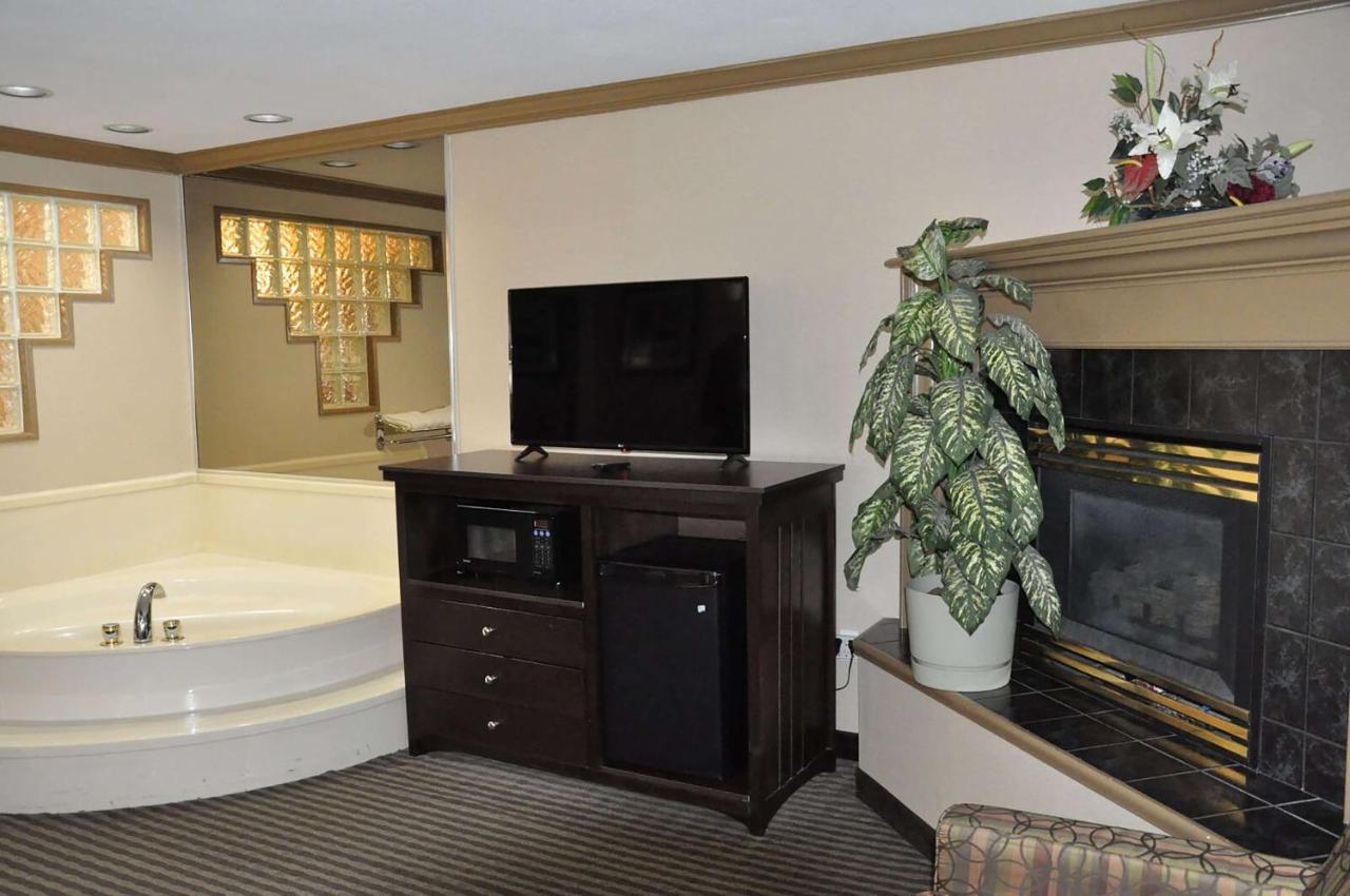รามาดา บาย วินด์แฮม แอ็บบอตส์ฟอร์ด Hotel อับบอทส์ฟอร์ด ภายนอก รูปภาพ